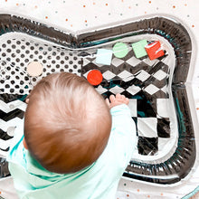 Load image into Gallery viewer, High Contrast Sensory Water Mat